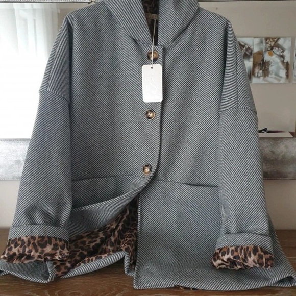 Gray Women's Jacket with Leopard Print Accents - Picture 3 of 3